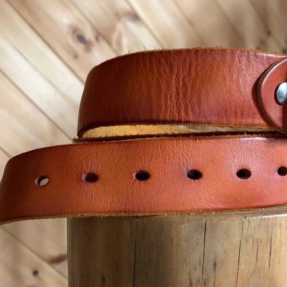 Men’s Size 50 brown leather belt